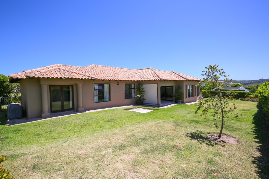 3 Bedroom Property for Sale in The Hill Western Cape